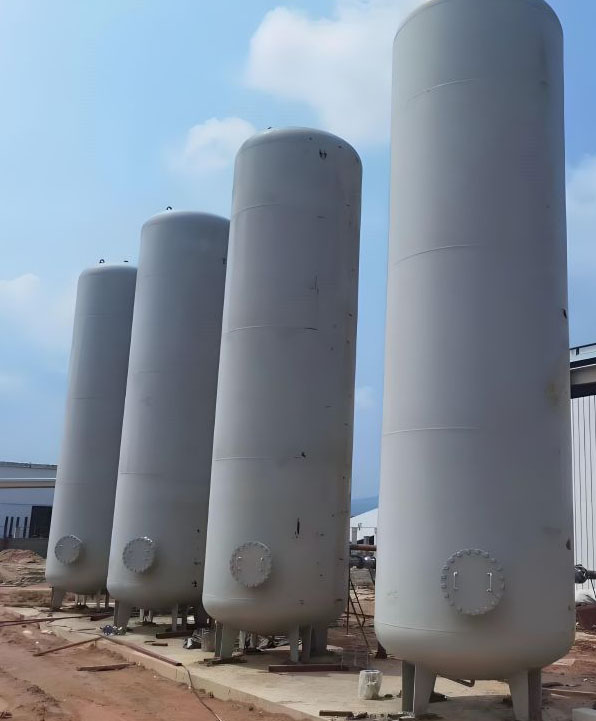 察哈尔右翼中低温压力容器安装